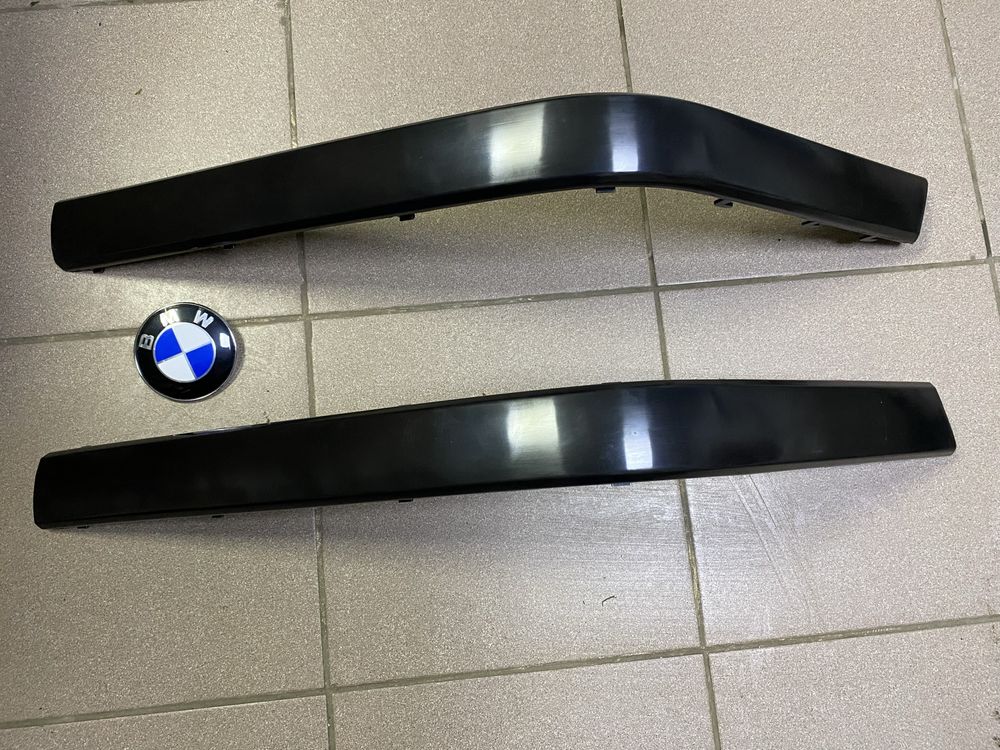 Молдинг накладка бампера переднего BMW 5 E34