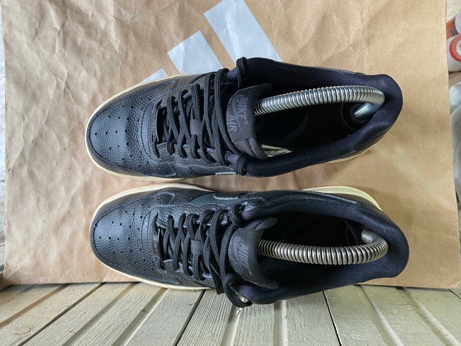 ''Nike Air Force 1 07 Seasonal''оригинални маратонки 38 номер