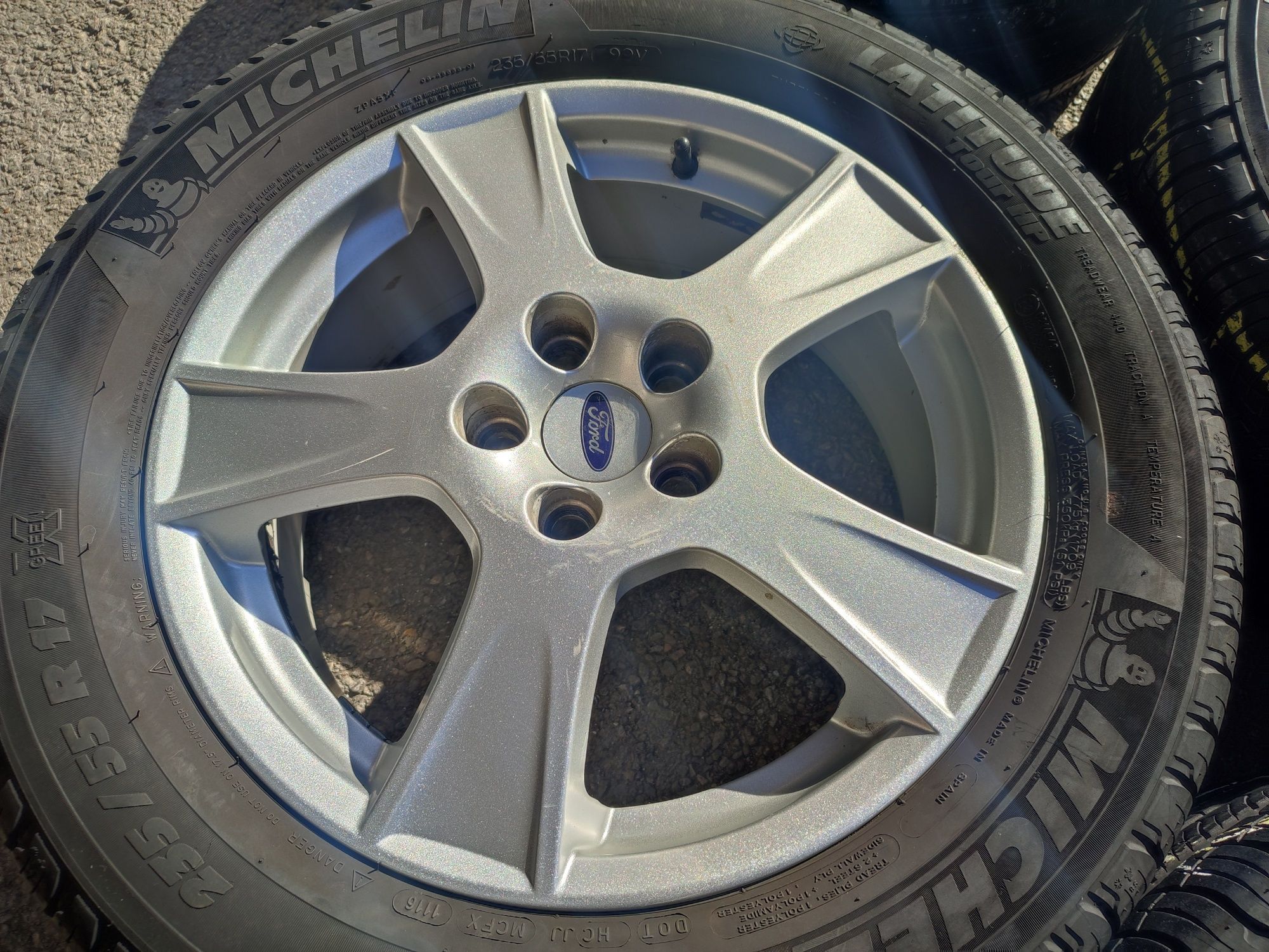 17" оригинални алуминиеви джанти за Ford Kuga.