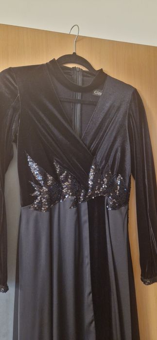 Rochie neagra eleganta