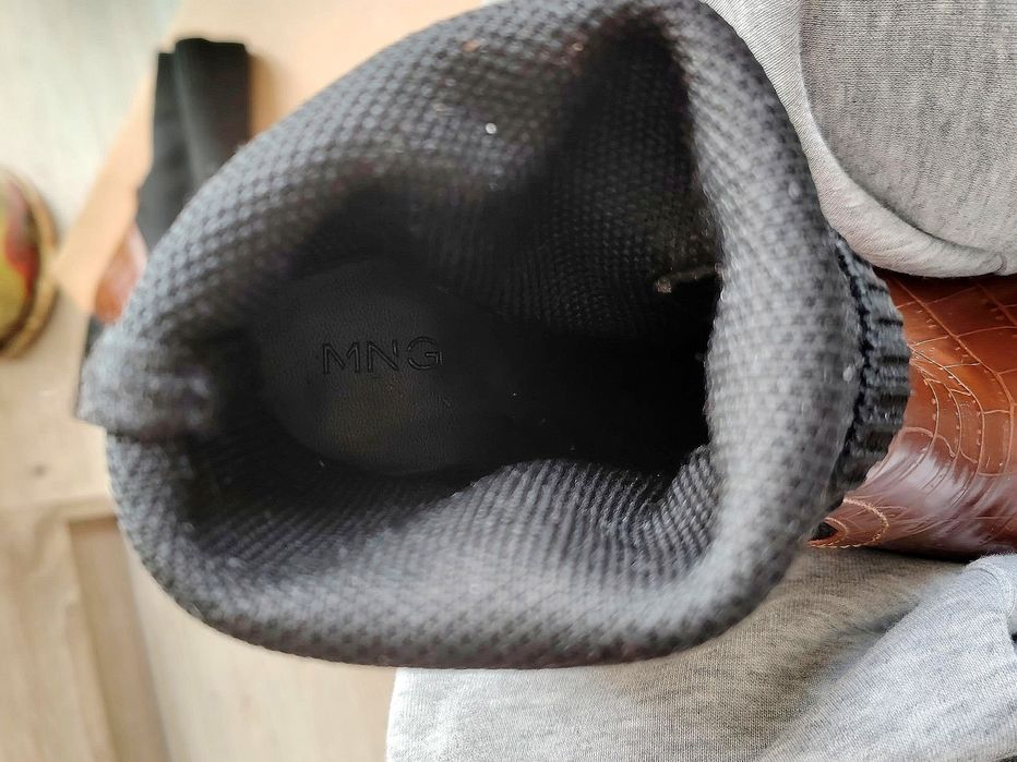 Нови Боти MANGO номер 37