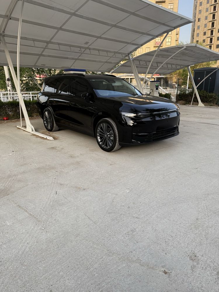 Leapmotor C16 ev (электр) белый салон
