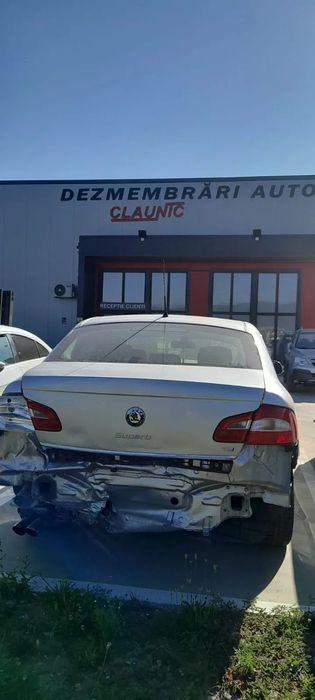 Dezmembram Skoda Superb II 1.8 TSI BZB