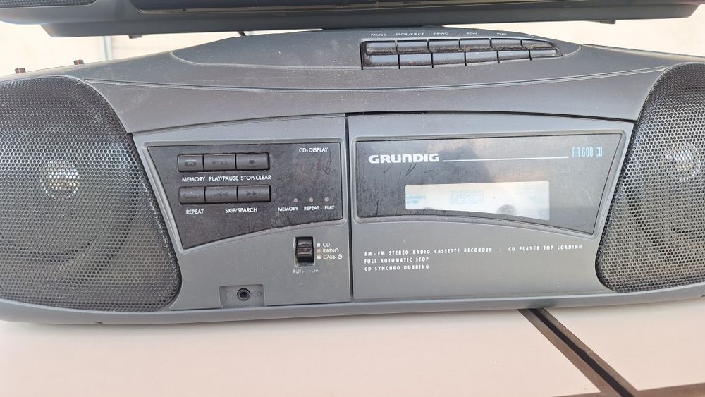 Radio casetofon  Grundig