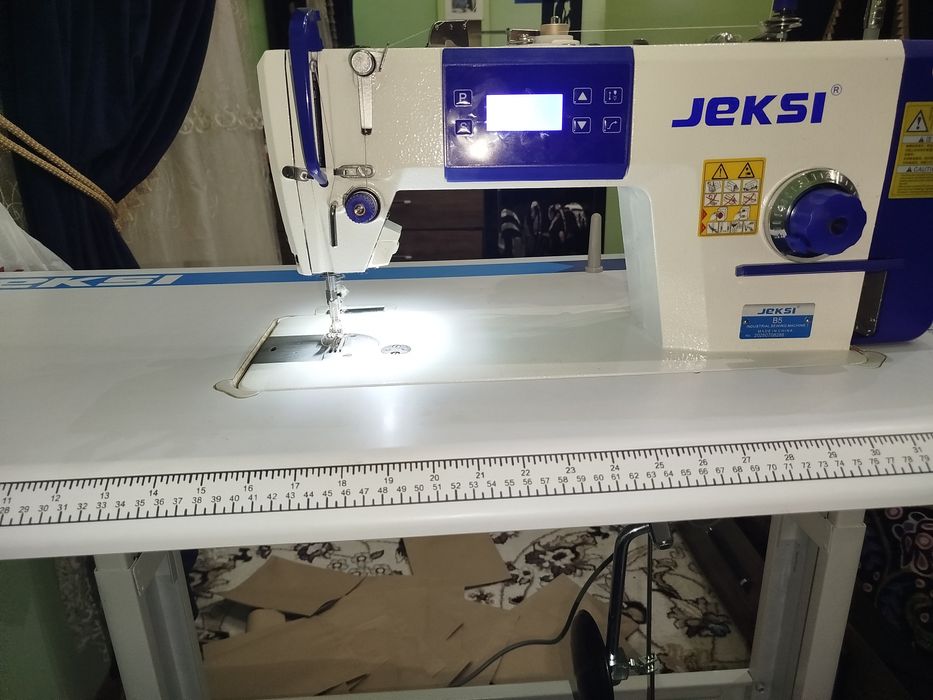 Jeksi tikuv mashinka