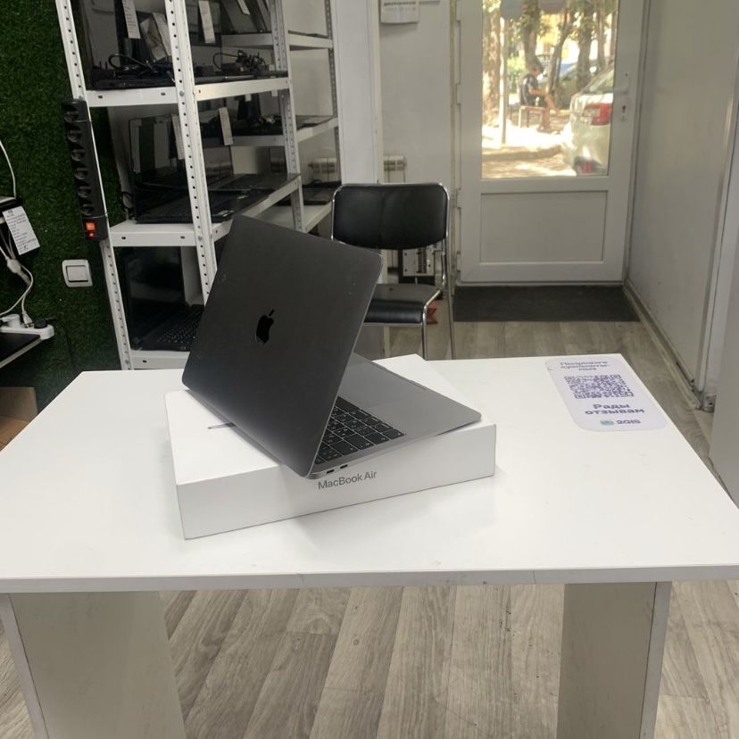 F Macbook air m1 8/256 бюджетный почтый новый