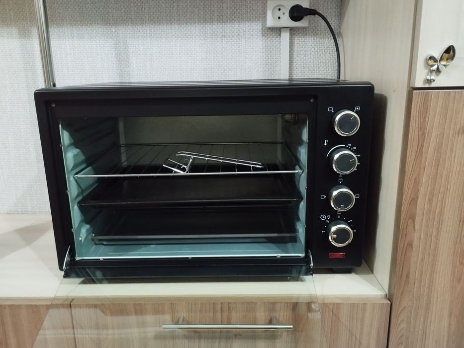 Продам электропечь