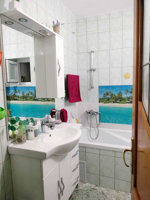 Apartament 3 camere de vânzare