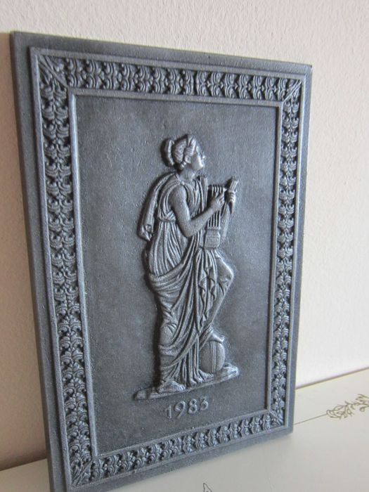 cadou rar Art Noveau fonta Buderus 1983 Germania Muza dansului,muzicii