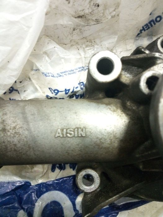 Помпа Aisin 4g63