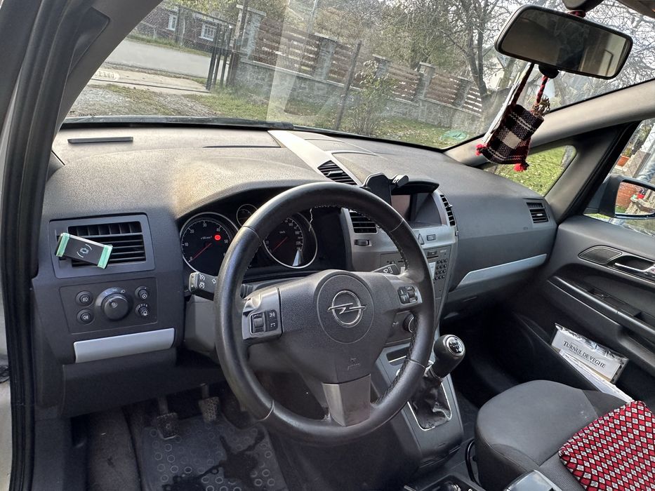 Opel zafira b 1.9 cdti 7 locuri