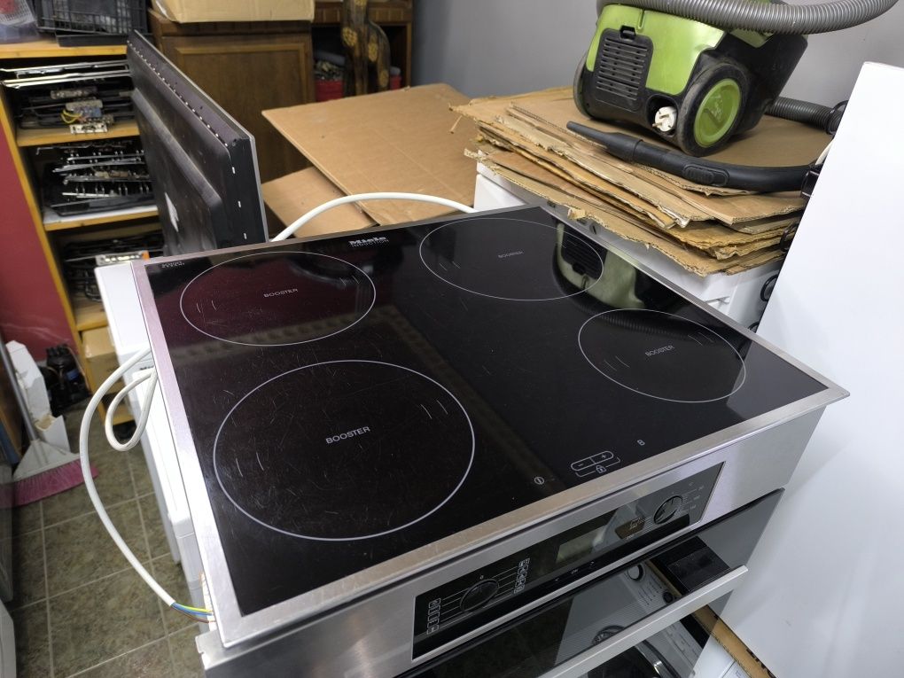 Фурна  Miele H2267B с индукционен плот.