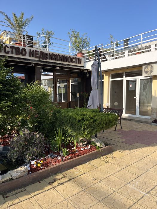 Салон за красота- маникюристка/ фризьорка