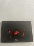 Laptop gaming mai multe detali in privat