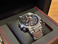 G-Shock Casio MT-G Red LIMITED