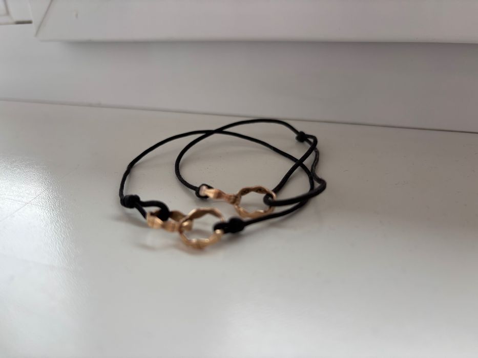 Brățări Malvensky – model infinit, șnur negru, aur roz 14K