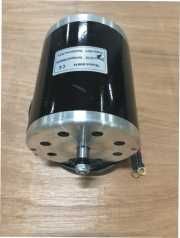 Продавам двигател за електрически скутер 36 V. 800 W.