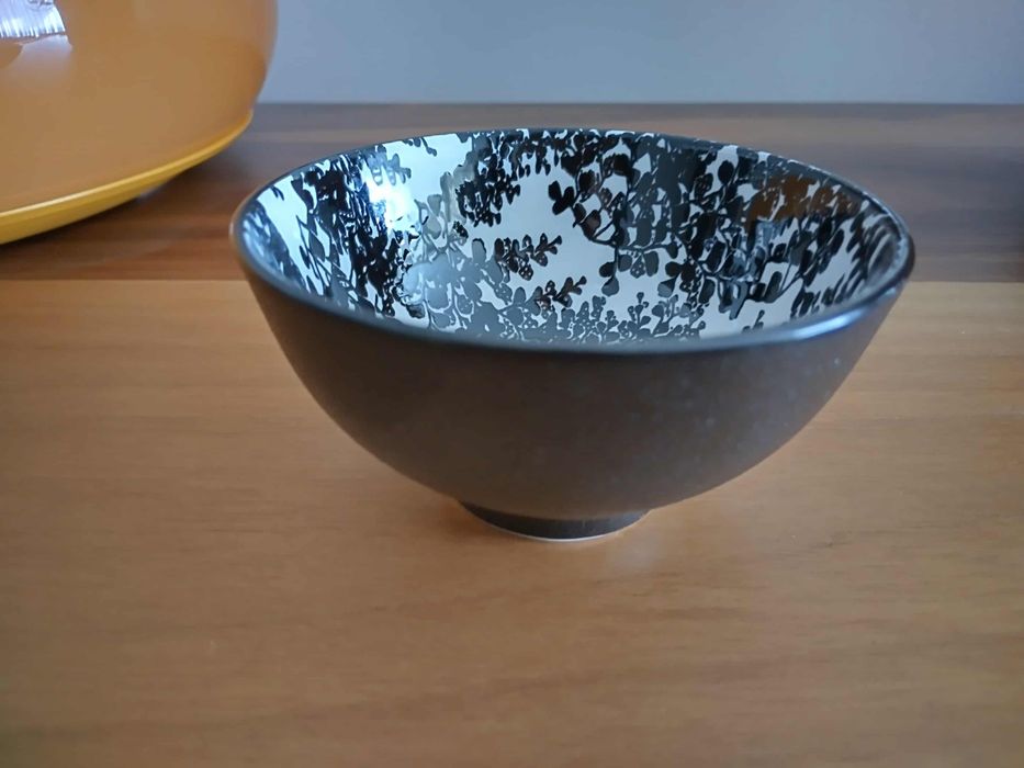 красива керамична купичка от Япония