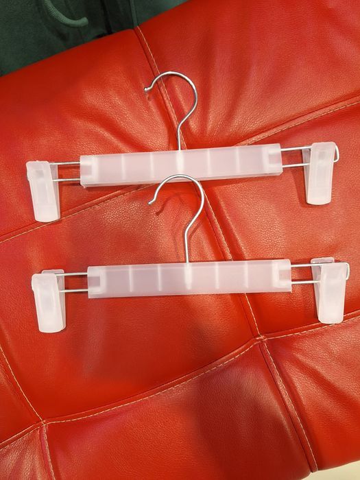 Вешалки  для одежды