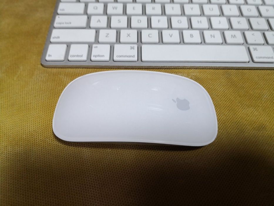 Apple Magic Wireless Bluetooth клавиатура БЕЗ МИШКАТА!!!