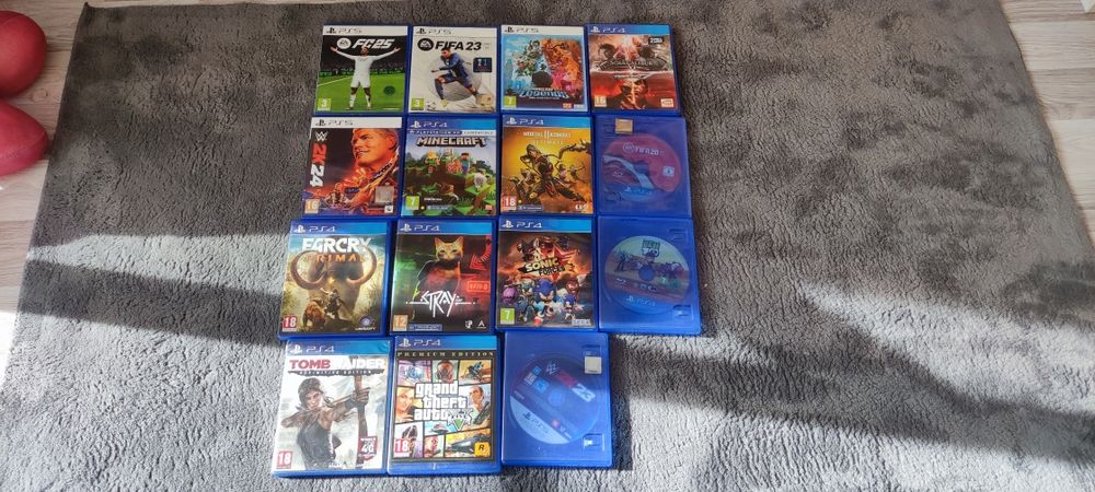 Плейстейшън 5 + игри и 2 джойстика