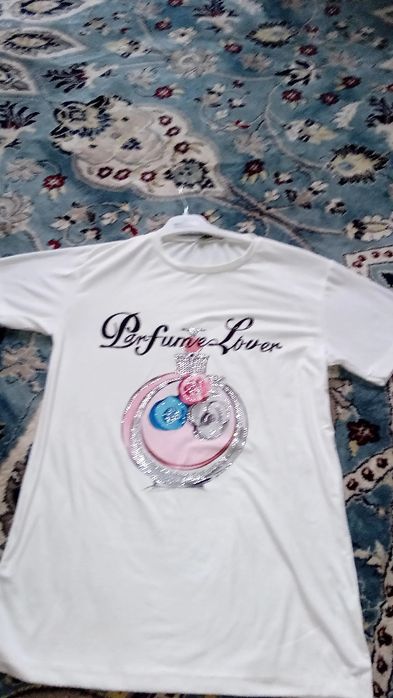 Vând tricou nouu ne purtat