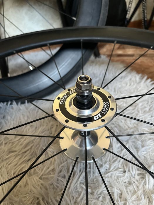 Карбоновые колеса на фикс