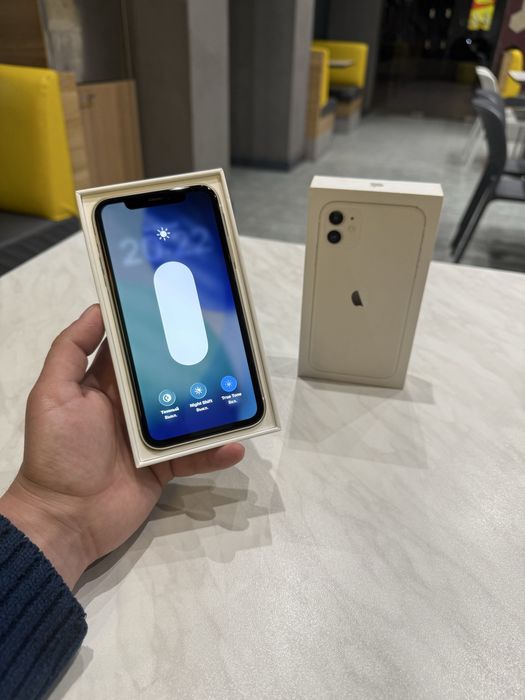 Iphone 11 64 GB White