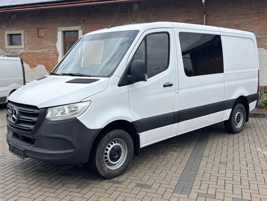 Mercedes-Benz Sprinter microbuz M1 8+1 persoane