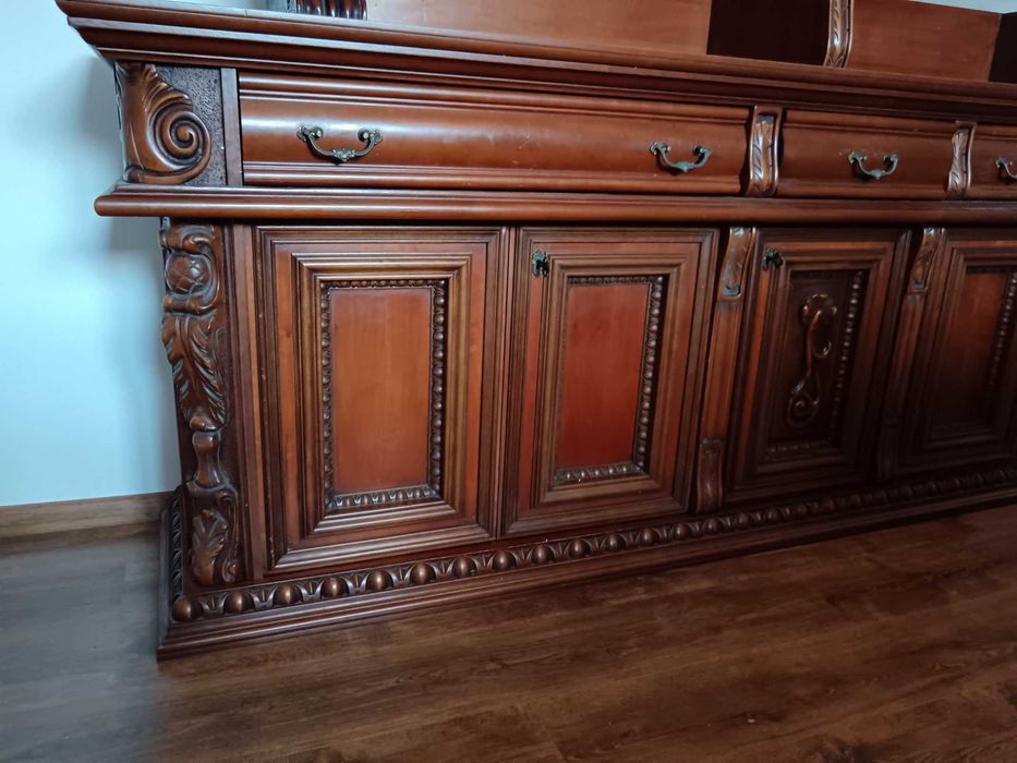 Vând mobilă antică