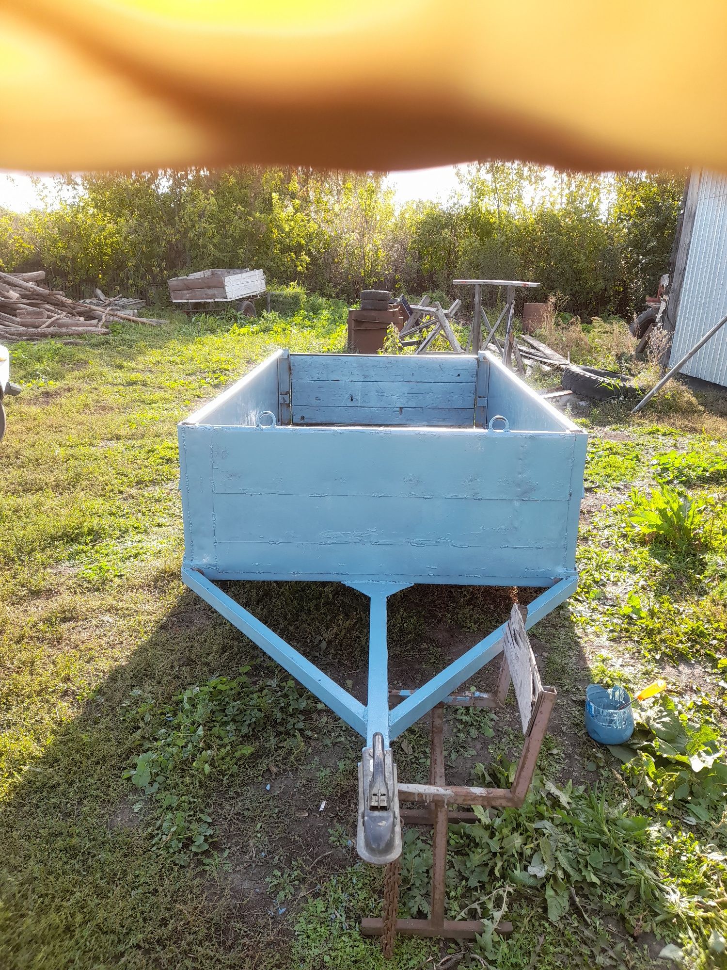 Продам прицеп коневозку