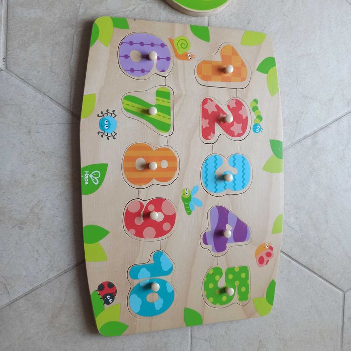 Hape дървени пъзели