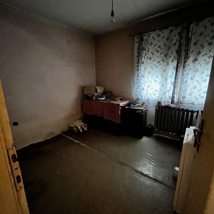 Двуетажна къща 160кв.м + двор 1200кв. м