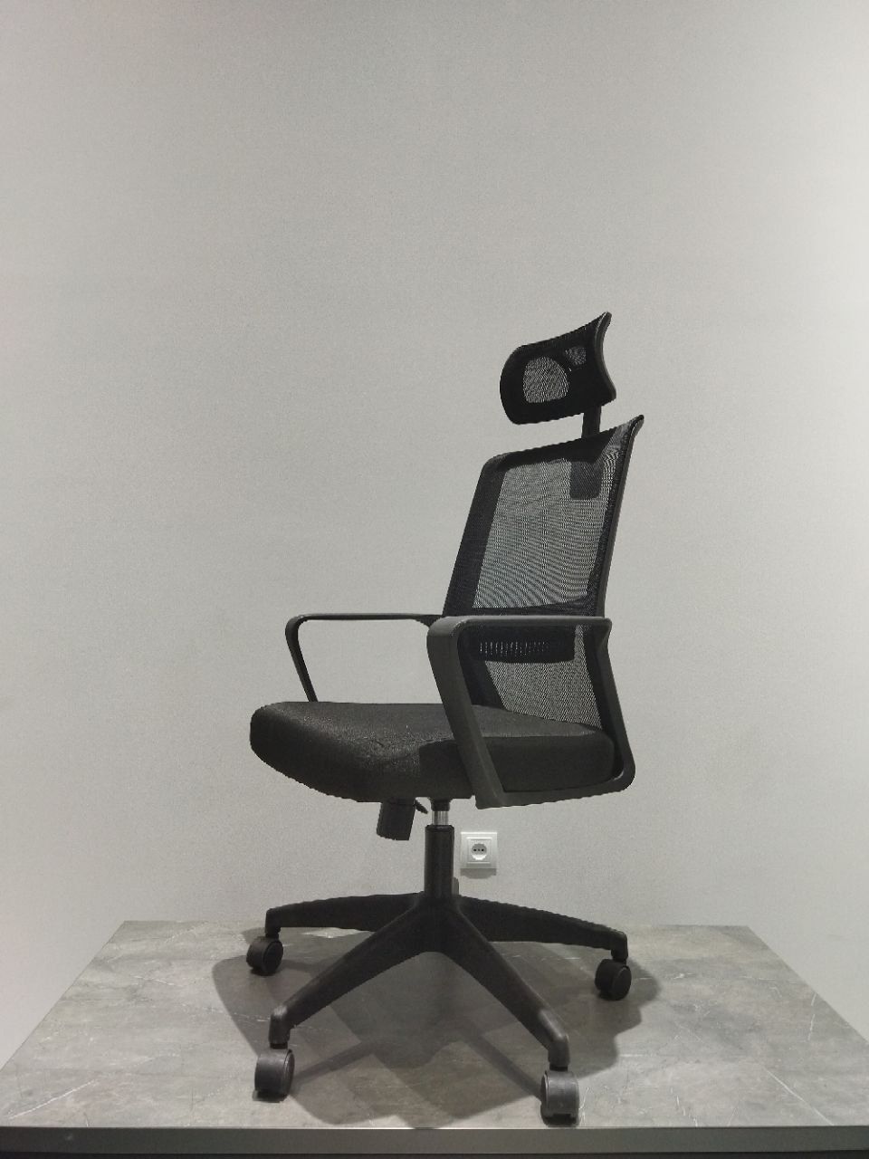 Офисное кресло модель Томар