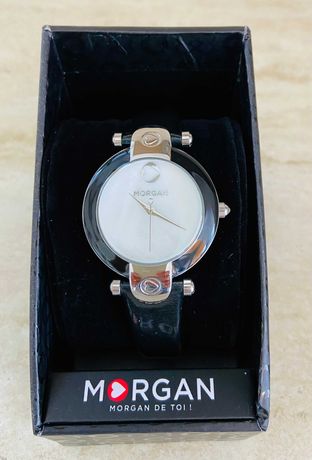 Стилен дамски часовник Morgan de Toi