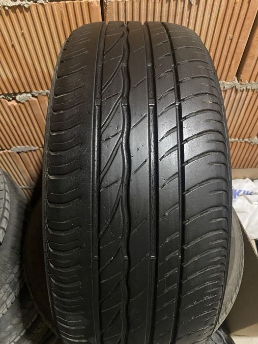Vand 4 anvelope 215/55/17 BRIGESTONE