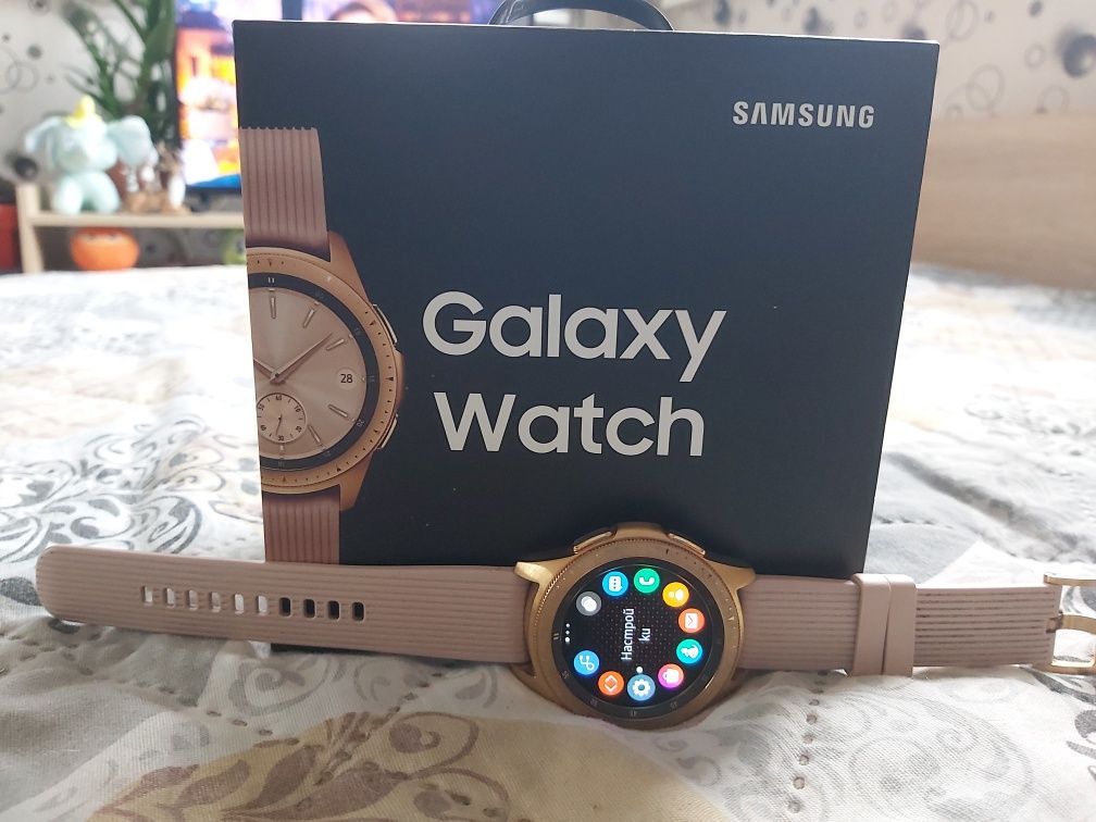 Смарт часовник Samsung Galaxy Watch