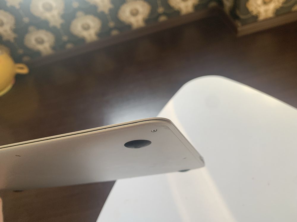 Apple Macbook air 2012