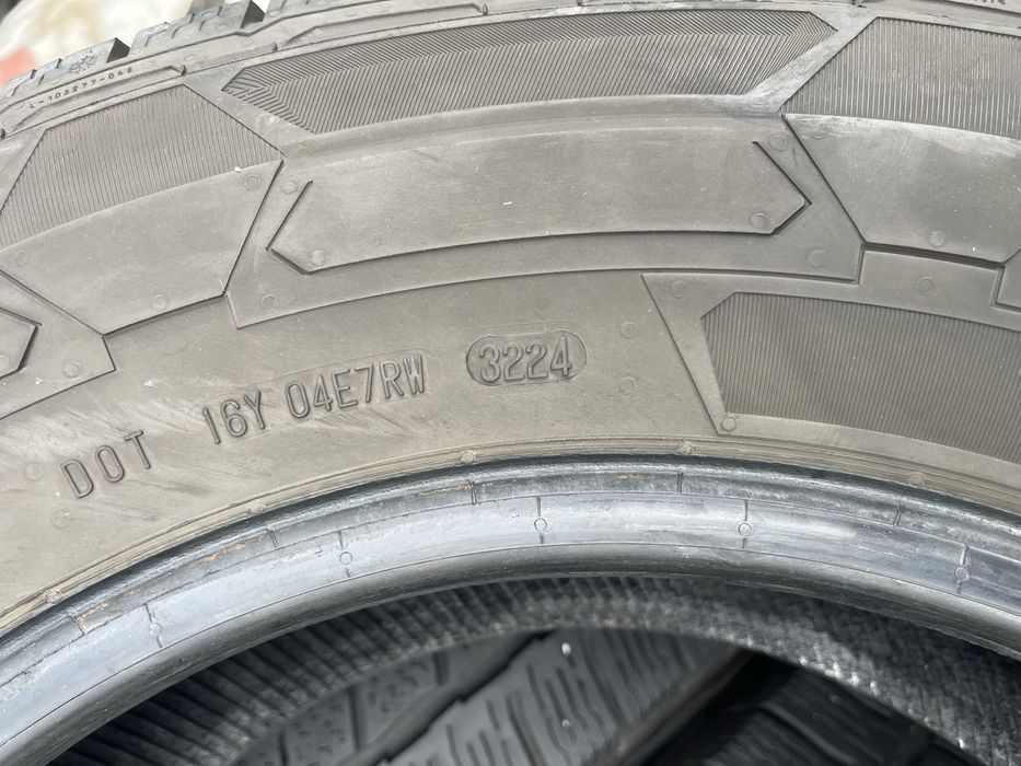 4бр 235/65/16с на 6мм с 24дот Континентал