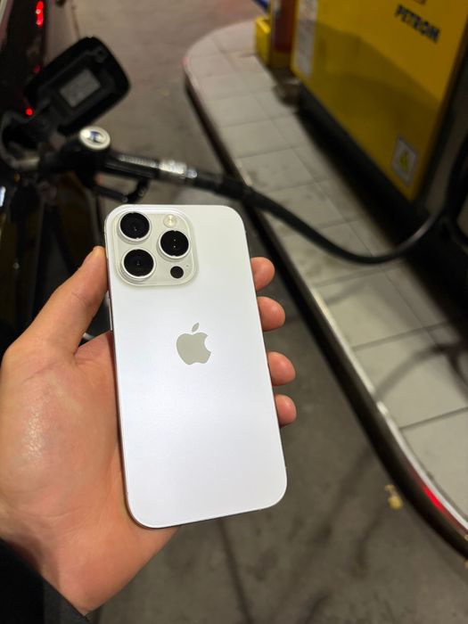 Iphone 16 pro 256GB WHITE Titanium 98% bateria in garantie 2026