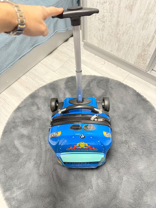 Детски куфар BMW