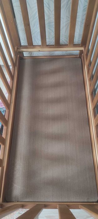 Детско легло от масивно дърво