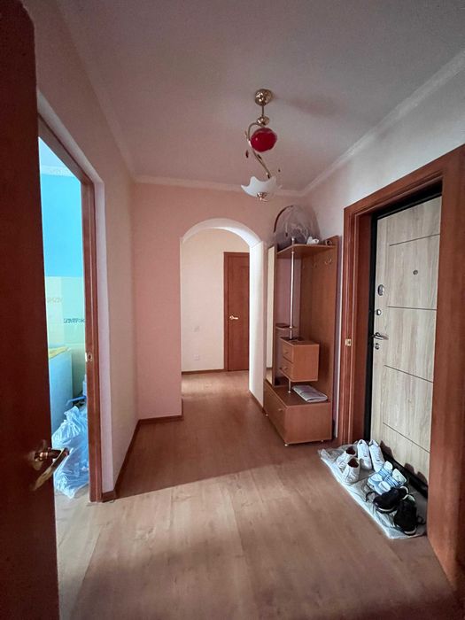 12 мкр 2 комн.кв. 60 кв.м. 2006 г.п.