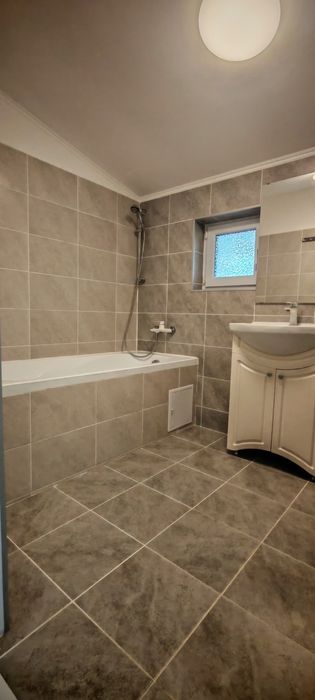 Casa tip duplex de inchiriat