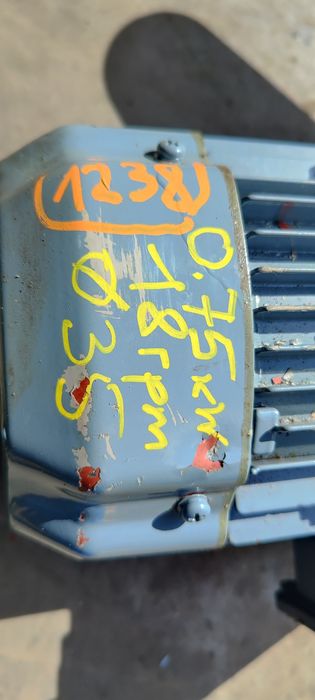 Motor electric trifazat cu reductor, 0.75kW, 18rpm, 380V