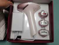 Фотоепилатор Philips Lumea 9000 BRI 958