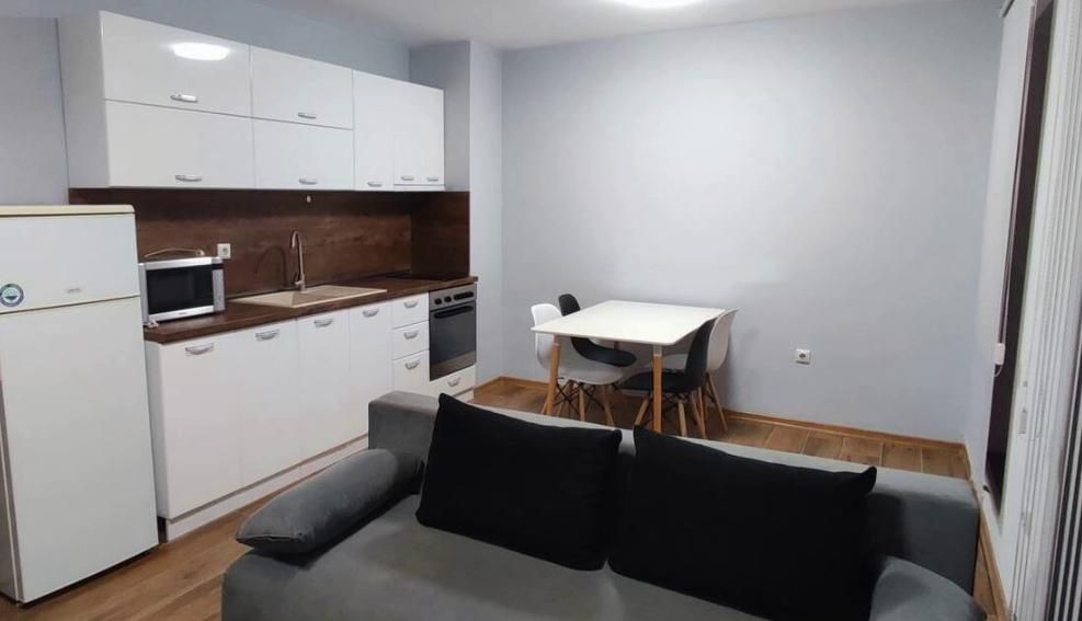 Двустаен апартамент под наем в жк. Южен