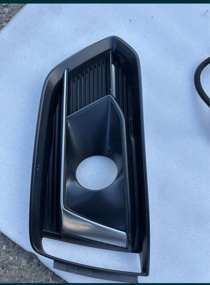 Far dreapta matrix , caseta directie audi a5b9