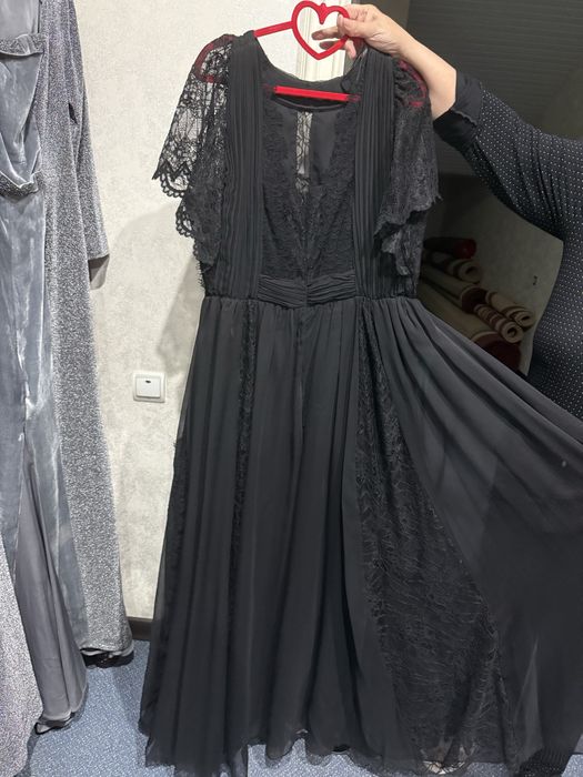 Вечерние платья, оделось один раз