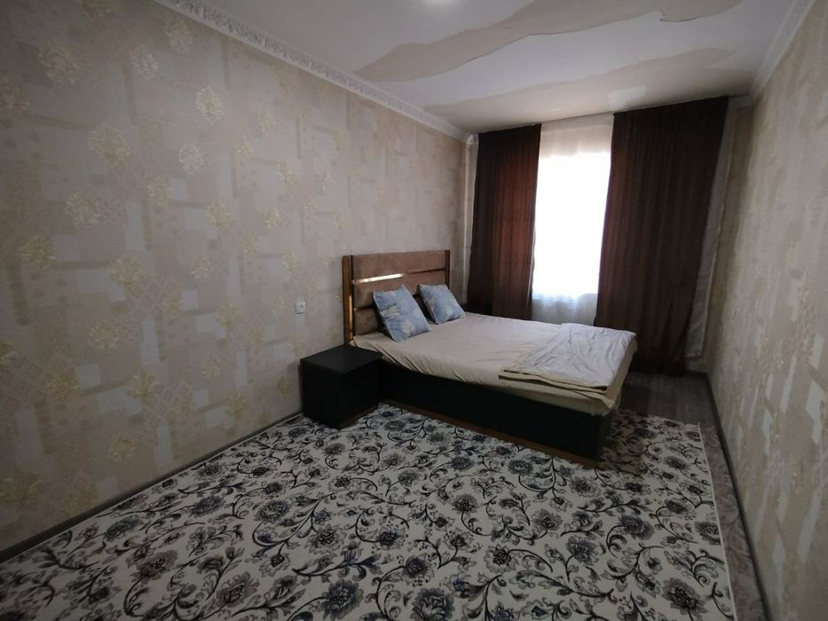 Buyuk ipak yoʻli metrosi Parkent bozori 2 daqiqa Arenda